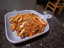 Stir-fried noodle dish prepared using instant noodles