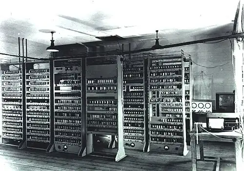 The EDSAC, the computer which ran OXO, which shares the draughts simulator's record.