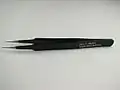 Tweezers