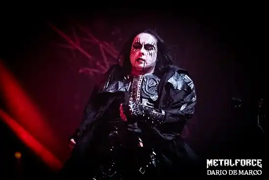 Cradle Of Filth -33 (52618371864).jpg