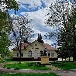 Shevchenkove Railway Station, Monument to Taras Shevchenko