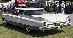 1960 Buick Electra 225 4-door, 4-window hardtop (rear view)