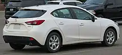 Hatchback (pre-facelift)