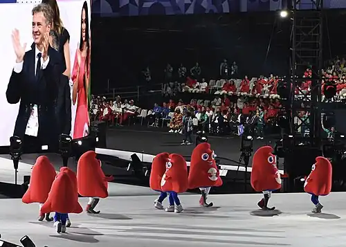 Dancing Phryges mascots