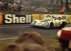 Porsche 917 of Elford/Attwood during the race