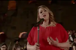 Fakhet singing in 2019