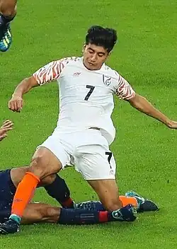 Anirudh Thapa playing against Thailand at 2019 AFC Asian Cup.