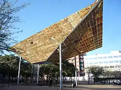 Plaça Harry Walker fountain