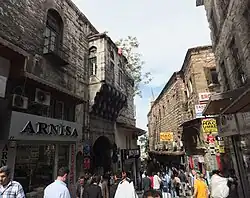 Exterior view, with the han and its entrance on the left