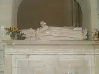 Cenotaph with Martin recumbent.