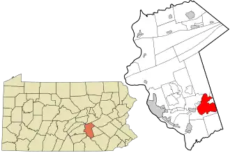 Location of Hershey in Dauphin County (right) and of Dauphin County in Pennsylvania (left)