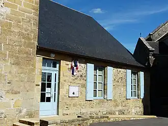 The town hall in Dussac