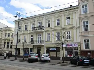 Main facade from the street