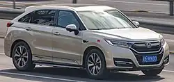 2018 UR-V 370 Turbo front view (pre-facelift)