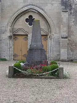 Houdancourt (Oise) Monument