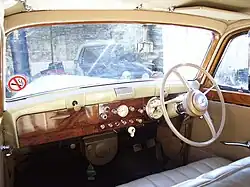 Dashboard of 1949 Humber Pullman MkII
