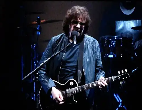 Jeff Lynnes ELO LIve at the Genting Arena, NEC 17th April 2016 (25908491023).jpg