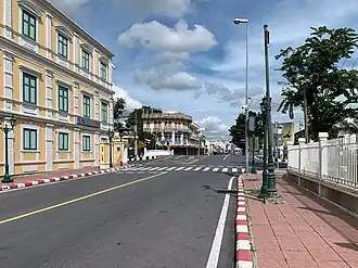 The eastern end of the road, where the location of Chang Rongsi bridge.