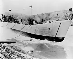 Launch of LST-32, 22&nbsp;May&nbsp;1943