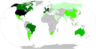 A map of the world showing countries that have held a Grand Prix in varying colours from airy green to black.