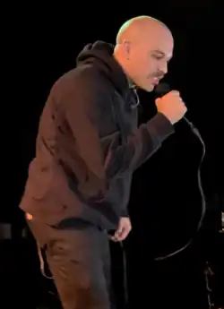 Mareux performing in 2023