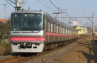An image of a Meitetsu 300 series electric multiple unit.