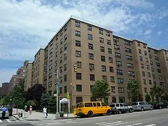 Metro North Plaza, Spanish Harlem