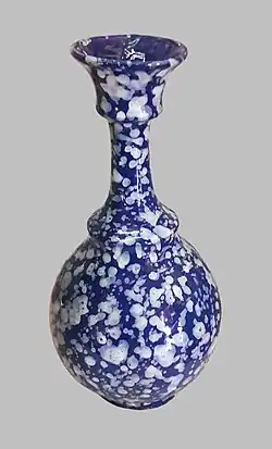 "Candle" style (decoration à la bougie), imitating splashes of candle wax,[54] late 17th century