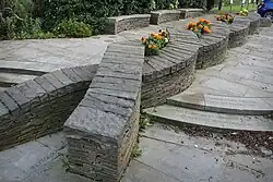 Newtown Memorial Garden, Tyndall Street