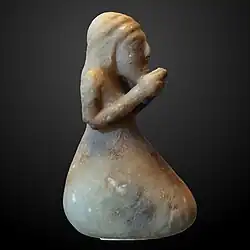 Orant statuette, Susa II, Louvre.[50]