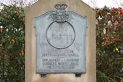 This memorial plaque to the first Glacis chapel (1628-1796) stood at the entrance until the start of the construction works for the tramway