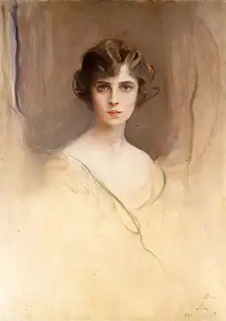 Painting representing the bust of a young girl with mid-length hair.