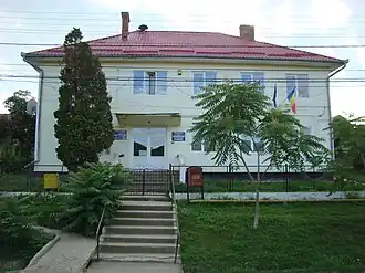 Miceștii de Câmpie town hall