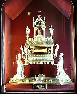 A second reliquary with another nail at Notre-Dame de Paris