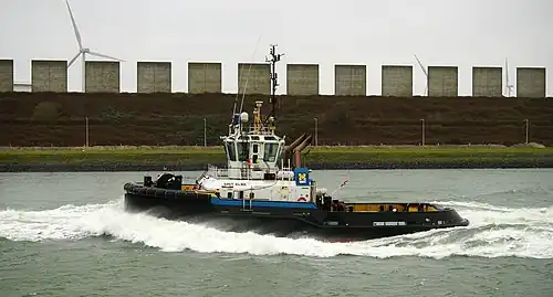 The concrete slabs of the northern section on the earth embankment