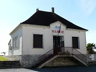 The town hall in Saint-Barthélemy-de-Bellegarde