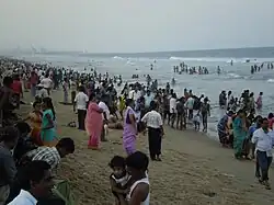 Santhome beach crowded with people