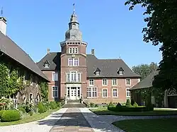 Sandfort Castle acquired by the Frydag family in 1550