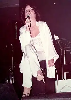 Simone Saback performing at Show da Funarte in Brasil, 1978