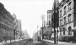 South Dearborn Street in the Levee, c. 1911. The Everleigh Club, a notorious high-priced brothel, is on the far right.