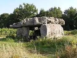 Dolmen de Garde-Épée, Saint-Brice