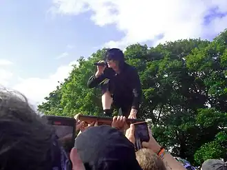 Sueco performing in 2023