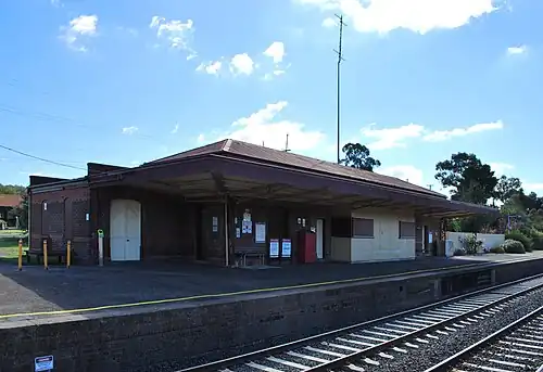 Tallarook railway station