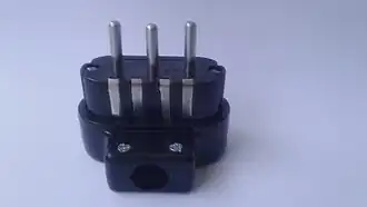 380 V Yugoslavian 5-pin 3-phase plug (bottom view)