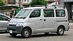 LiteAce DX van (S402M)
