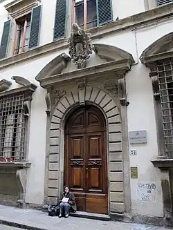 Palazzo Fioravanti in Florence in a late Mannerist style is generally attributed to Bartolomeo Ammannati and by others to Bernardo Buontalenti.