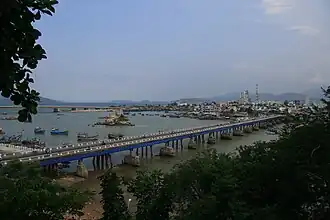 Xóm Bóng Bridges (1975–2022)