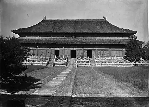 北京城外永樂皇之大殿殿內照京城大殿一樣即成祖文皇陵