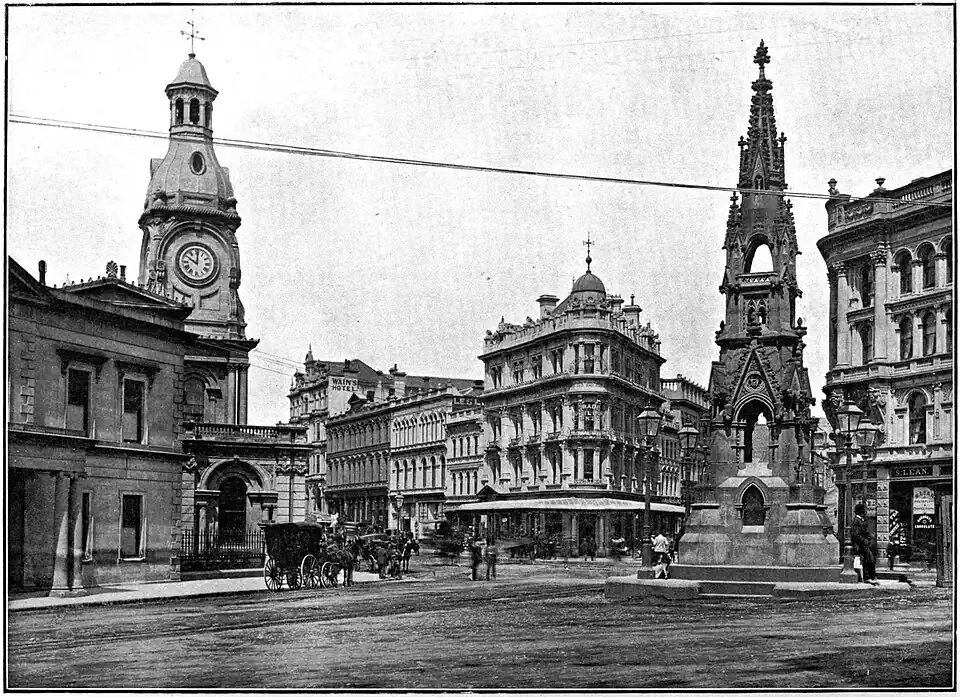 A photo of the Cargill Monument, in the Octagon, Dunedin.