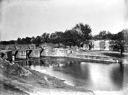 Hwang-Hai-Low Bridge